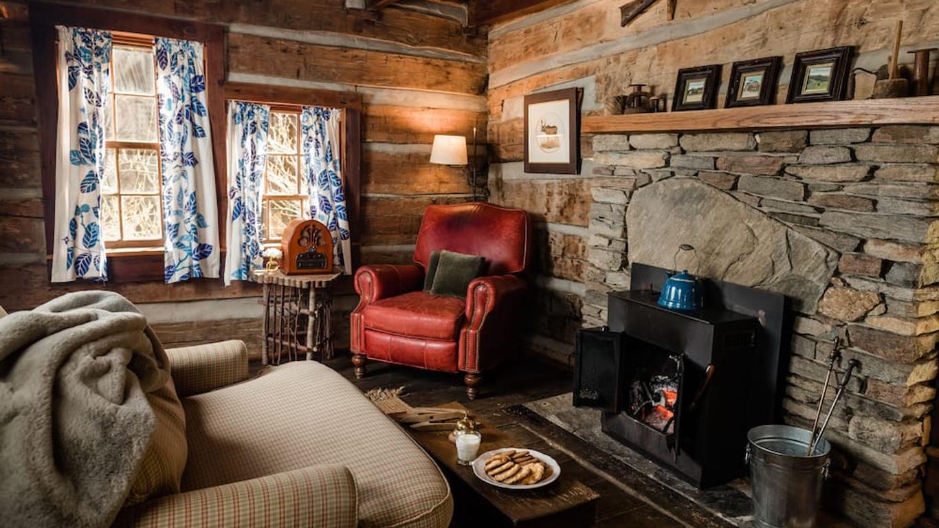 The Mast Farm Inn