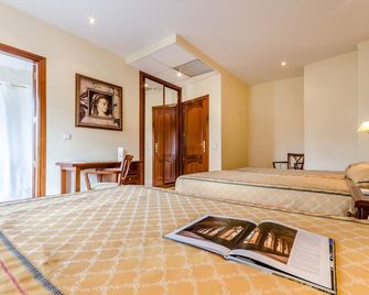 Roma Aurea - Talavera de la Reina - Bedroom