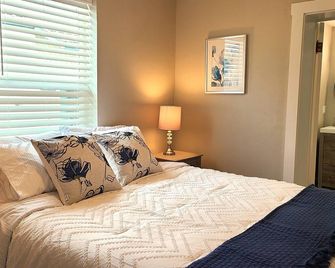 Cozy Cottage - Kalispell - Habitación