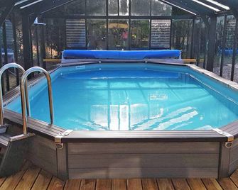 Gîte Gîtes de France - Le Clos de la Roseraie - Sassetot-le-Mauconduit - Pool