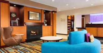Fairfield Inn & Suites by Marriott Toledo Maumee - Maumee - Lobby