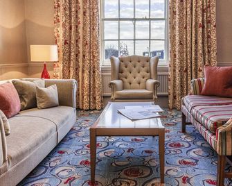 White Lion Hotel - Aldeburgh - Aldeburgh - Living room