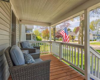A Liberty Haven - 2 blocks from South Beach, - South Haven - Balcony