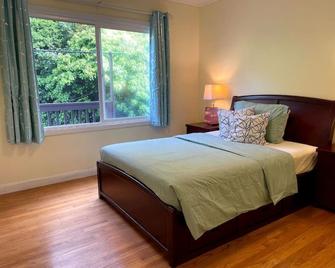 Charming Cozy Home in nature SF views and parks. - San Francisco - Bedroom