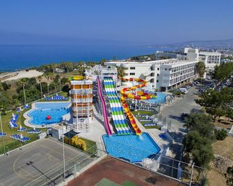 Laura Beach & Splash Resort - Paphos