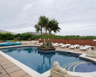 Priory Lodge Hotel - Newquay - Piscina