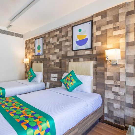 Hotel Aaram Orchard image 1