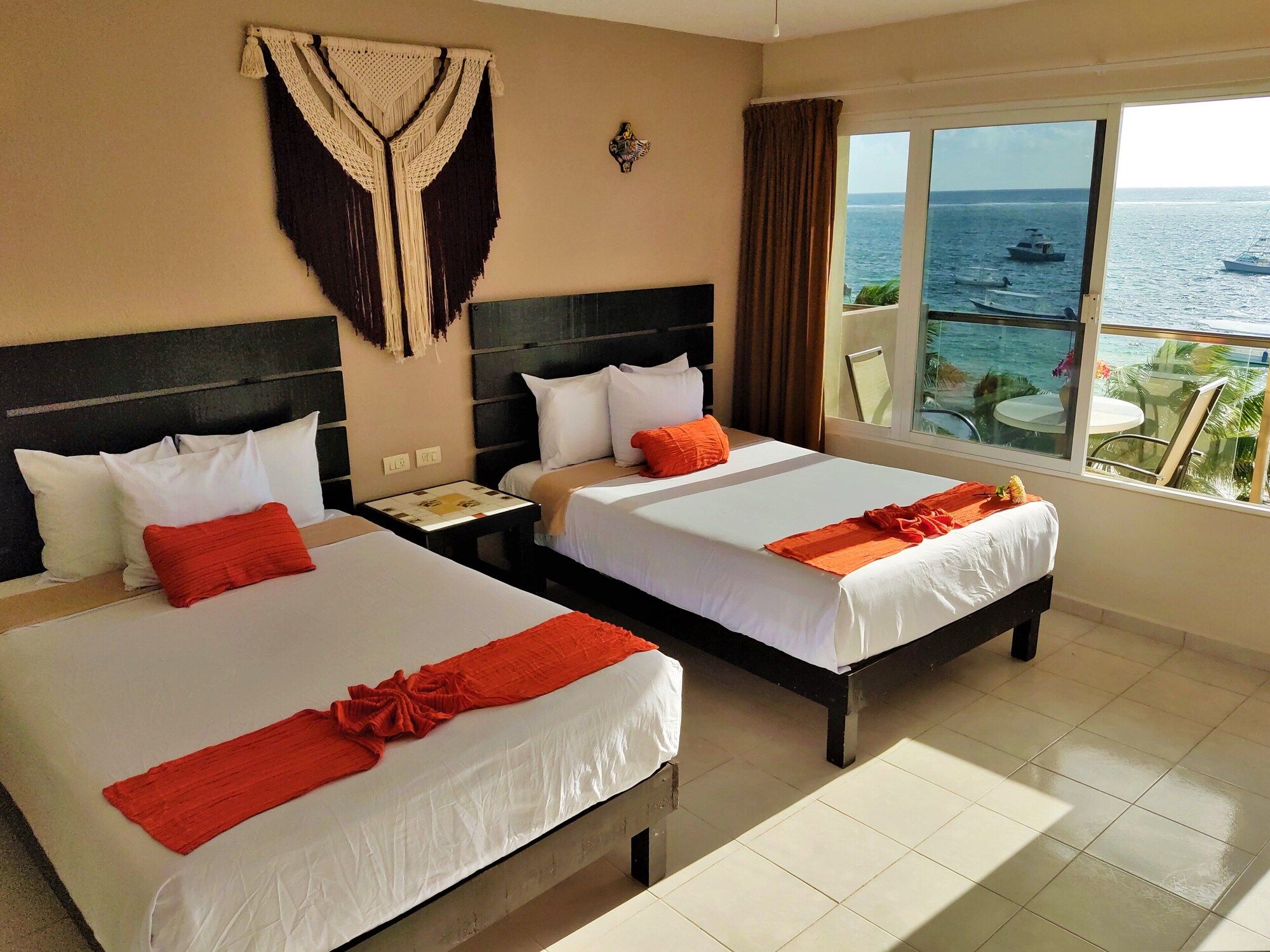 Hacienda Morelos Beachfront Hotel - Puerto Morelos - Schlafzimmer