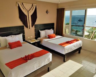 Hacienda Morelos Beachfront Hotel - Puerto Morelos - Habitación
