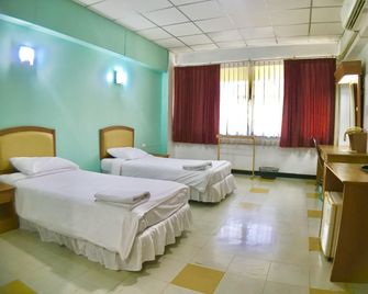 Coop Dopa Hostel - בנגקוק - חדר שינה