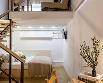 Stony Island Hotel - Saint Petersburg - Bedroom
