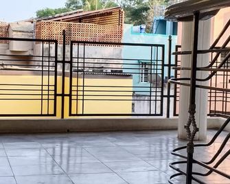 Varsha Enclave- White House - Mysore - Balcony