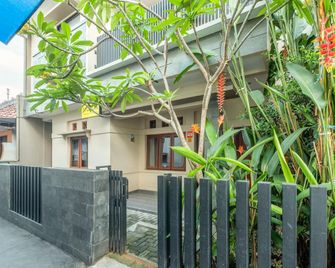 Spot On 2080 Rumah Kita Residence - Tasikmalaya - Building