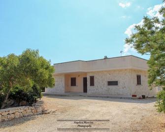 Sole Luna Apartments - Monopoli - Building