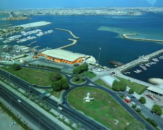 Harbour Suites Hotel - Manama