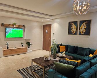 3 Bedroom Luxury Apartment with Premium Amenities for Larger Families - Casablanca - Lounge