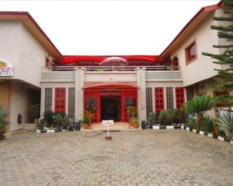 Sunview Hotel - akure - Akure - Building
