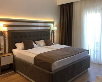 Hotel Rheinbrücke - Rheinfelden - Chambre