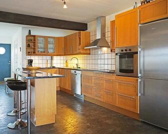 6 Person Holiday Home In Kungshamn - Kungshamn - Kök