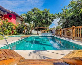 Barcaça Pousada - איטקארה (אילוז-איטבונה) - בריכה