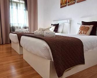 Cozy and Quiet Spacious Flat - Vila Nova de Gaia - Habitación