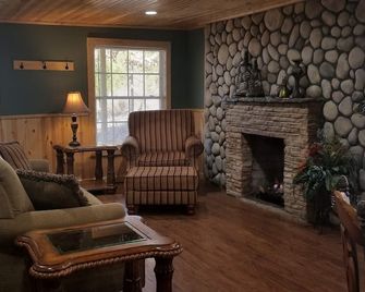 Beautiful Cabin With Tenkiller Lake View - Cookson - Sala de estar