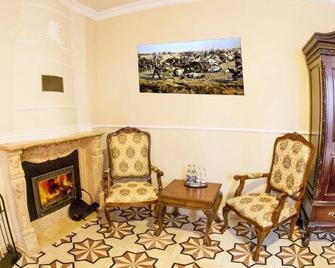 Hotel Palac - Jasionka - Sala de estar