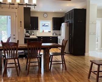 Georgetown Oasis near Golf Courses & Beaches - Georgetown - Dining room