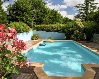 Domaine Les Rousselieres - Olonne-sur-Mer - Pool