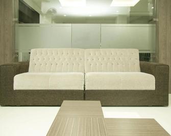 Dream Land Residency - Mananthavady - Living room