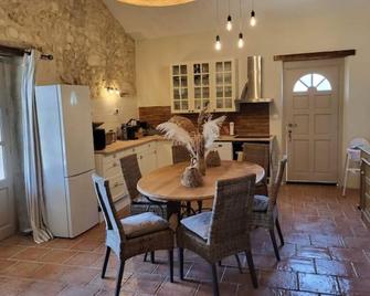 Le Hameau Saint-Julien - Engayrac - Comedor