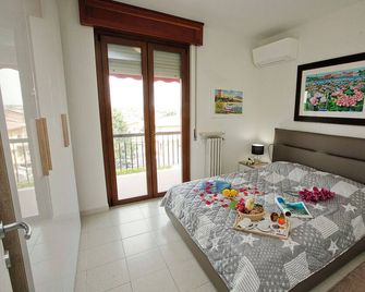 Casa dei Quadri - Happy Rentals - Peschiera del Garda - Camera da letto