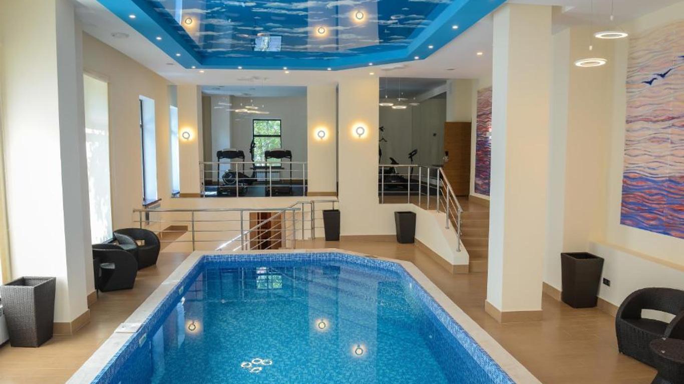 Absolute Hotel