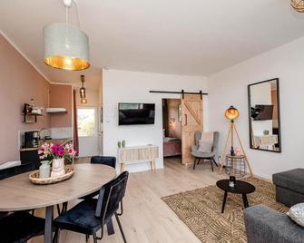Amsterdam Beach Apartment 9, Private Garden - Zandvoort - Dining room