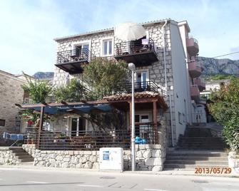 Apartments Mirela - Gradac - Building