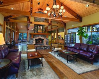 このすべてを楽しむのに十分な時間はありません! - ベンド - ラウンジ