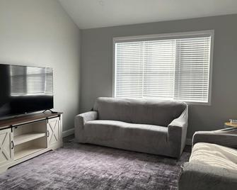 Brand New Fully Furnished Villa - Worcester - Living room