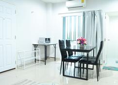 Connect Apartment - Nakhon Ratchasima - Eetruimte