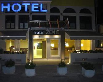 Zenit Hotel - Νόβι Σαντ - Κτίριο
