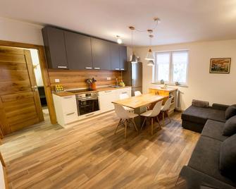 Apartments Laznica - Cerkno - Cocina