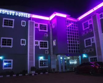 Prescott Hotel Asaba - Asaba - Building