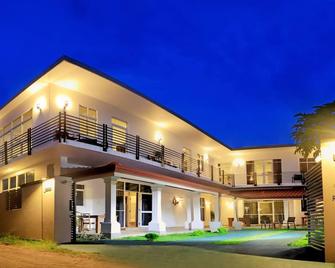 Ruth Villa - Negombo - Gebäude