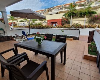 Nice Apartment With Swimming Pools And Free Fiber Wifi - Arona - Balcon