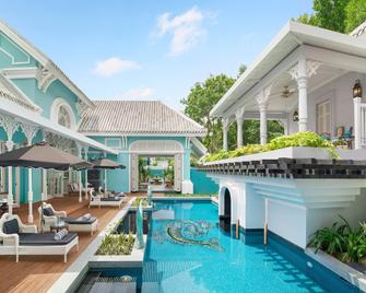 JW Marriott Phu Quoc Emerald Bay Resort & Spa - An Thoi - Piscina