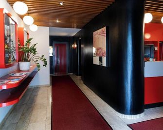 Hotel Meran Hallenbad & Sauna - Sarrebruck - Accueil