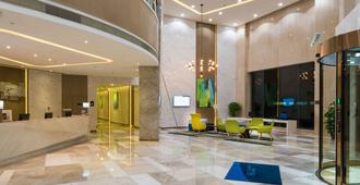 Vyluk Hotel Guangzhou Baiyun International Airport - Cantão - Hall