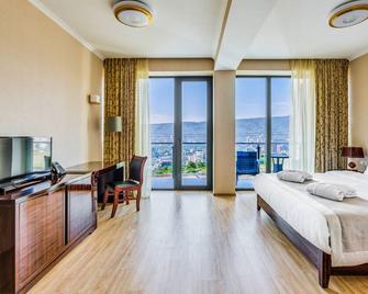 Lisi Hills Hotel - Tbilisi - Bedroom