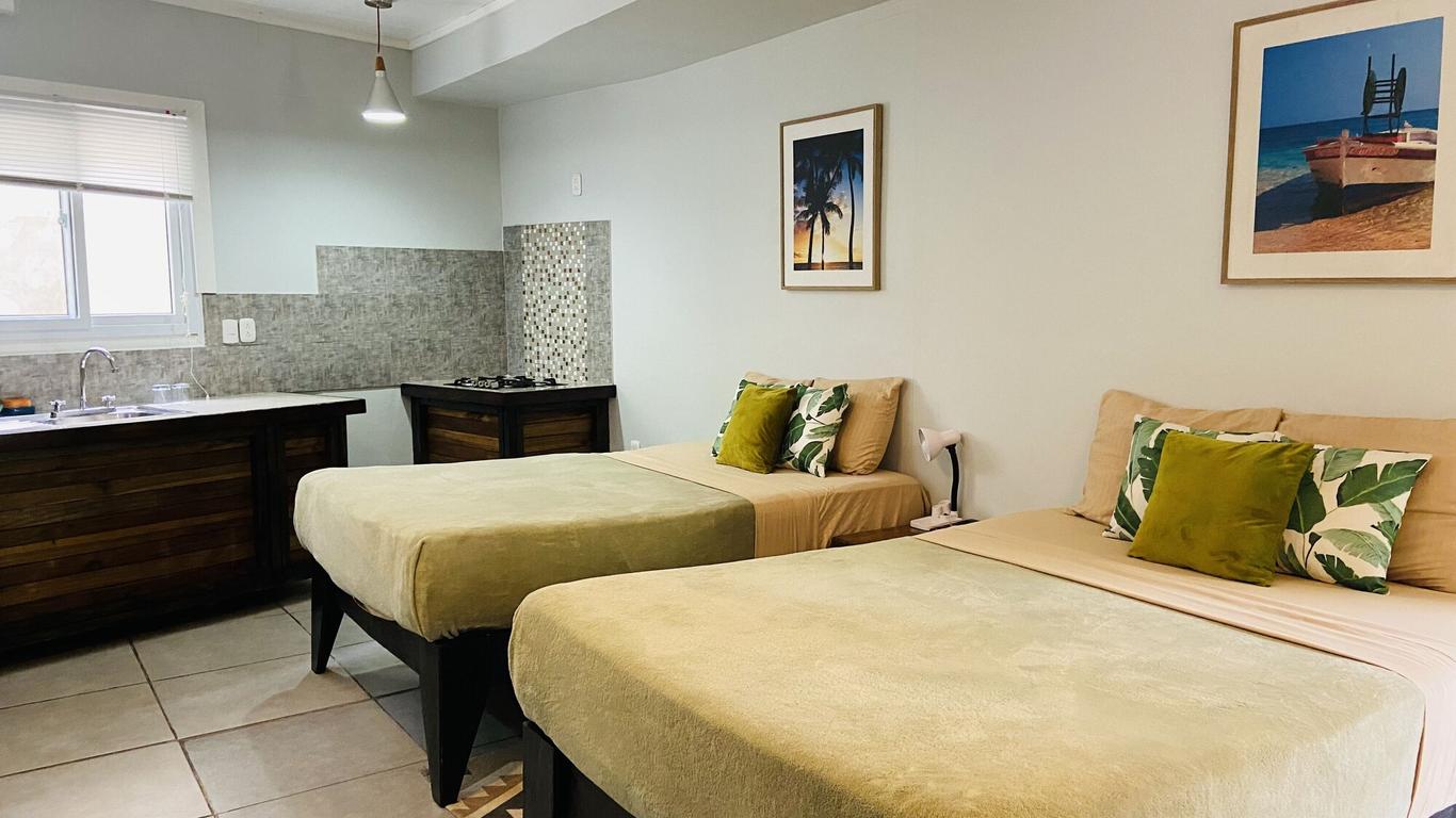 Lizard King Hotel & Suites