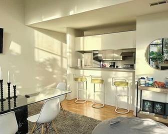 Bright Spacious & Comfortable Hayes Valley Condo - سان فرانسسكو - مطبخ