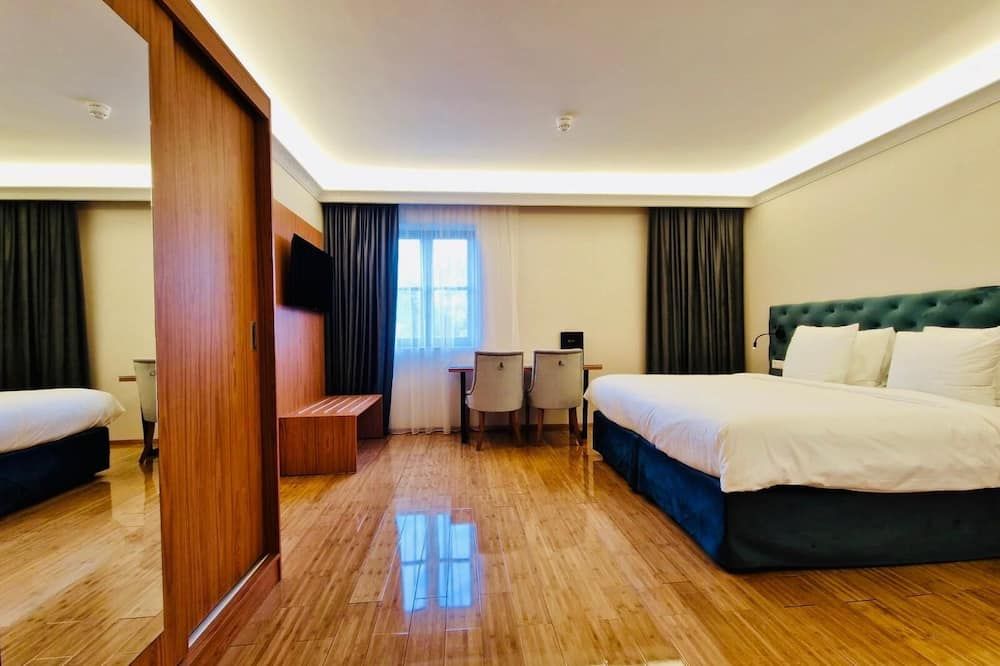 Bedroom view of Chasse Hotel Residency